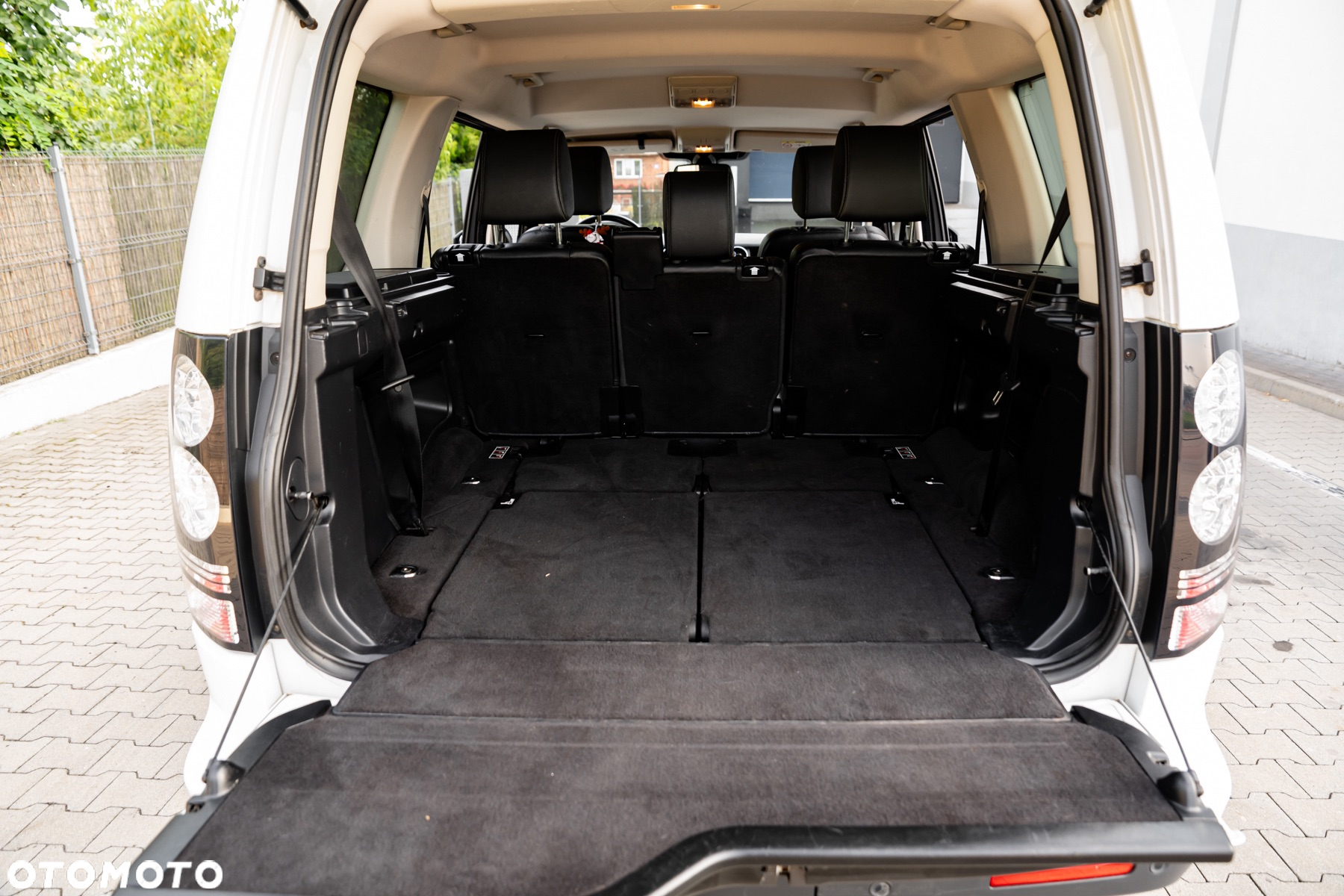 Land Rover Discovery SD V6 HSE - 21