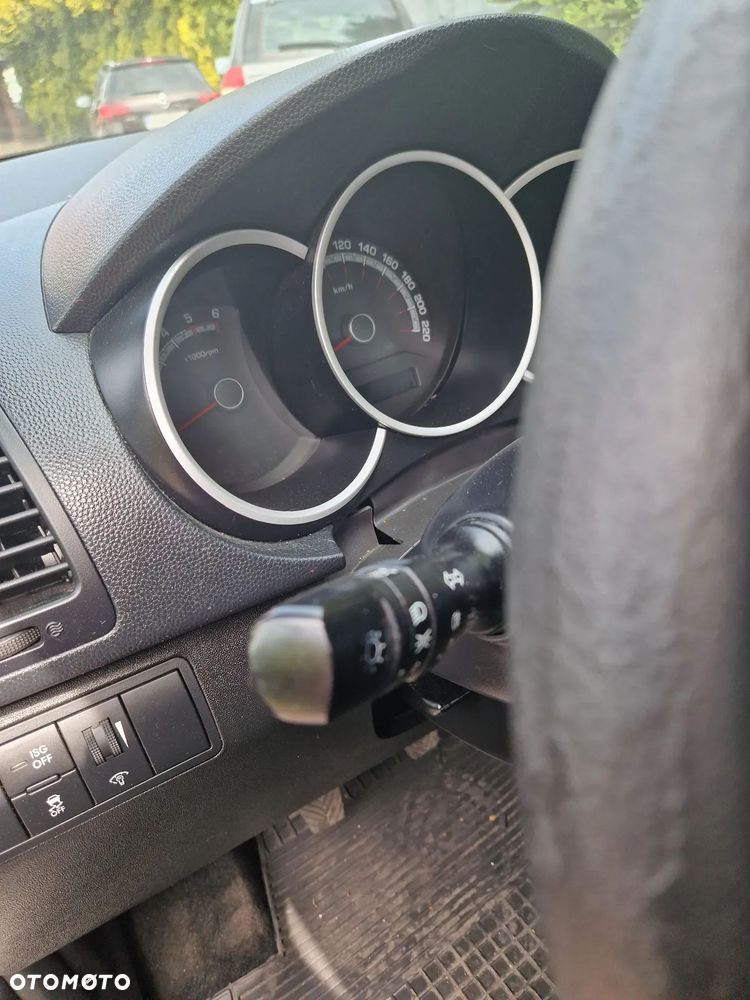 Kia Venga 1.4 CRDi L - 18