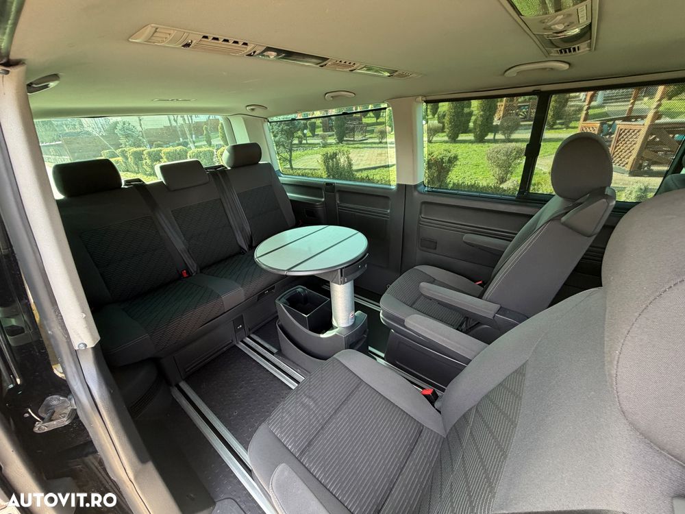 Volkswagen Multivan - 9
