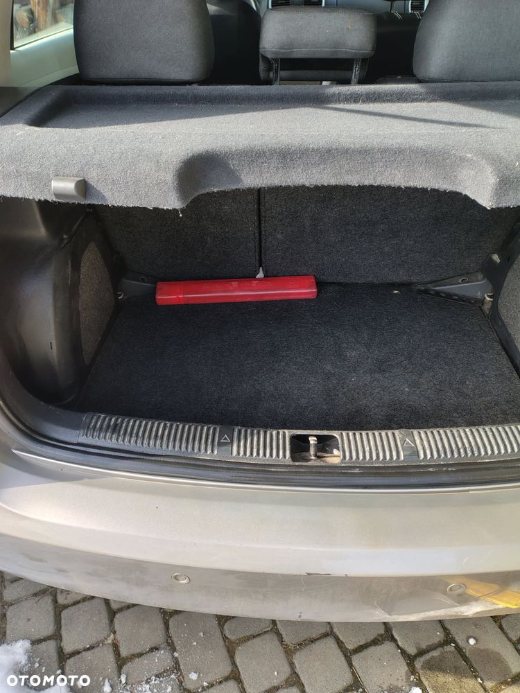 Skoda Fabia 1.4 16V Ambiente - 6