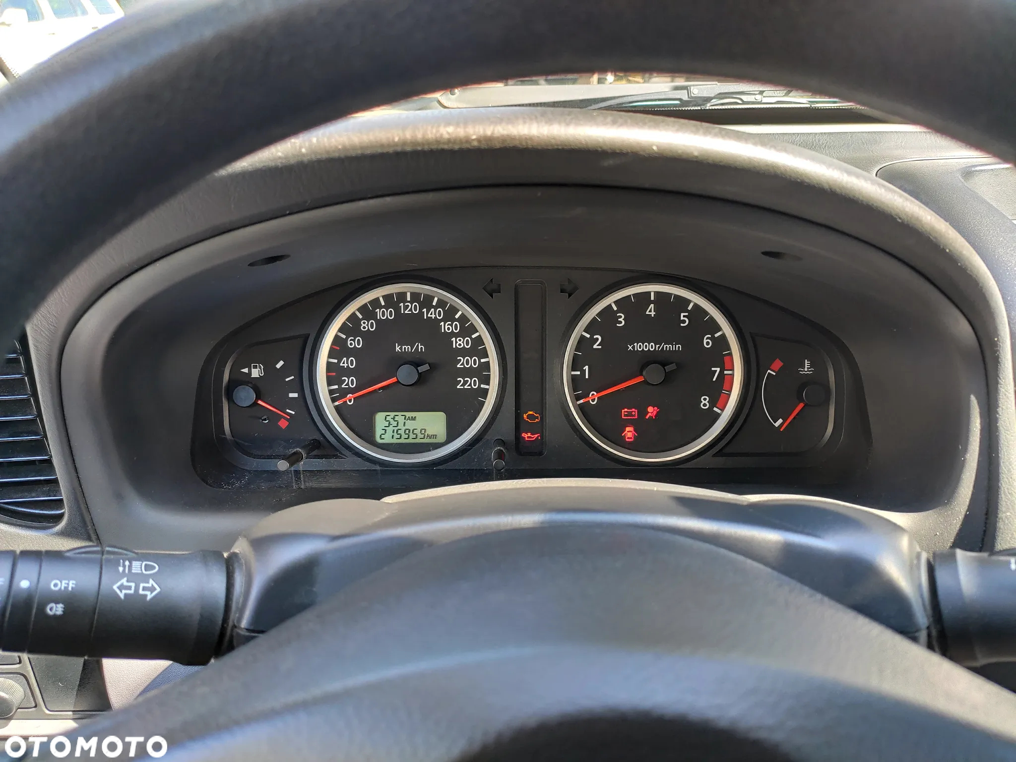 Nissan Almera II 1.8 Visia - 5