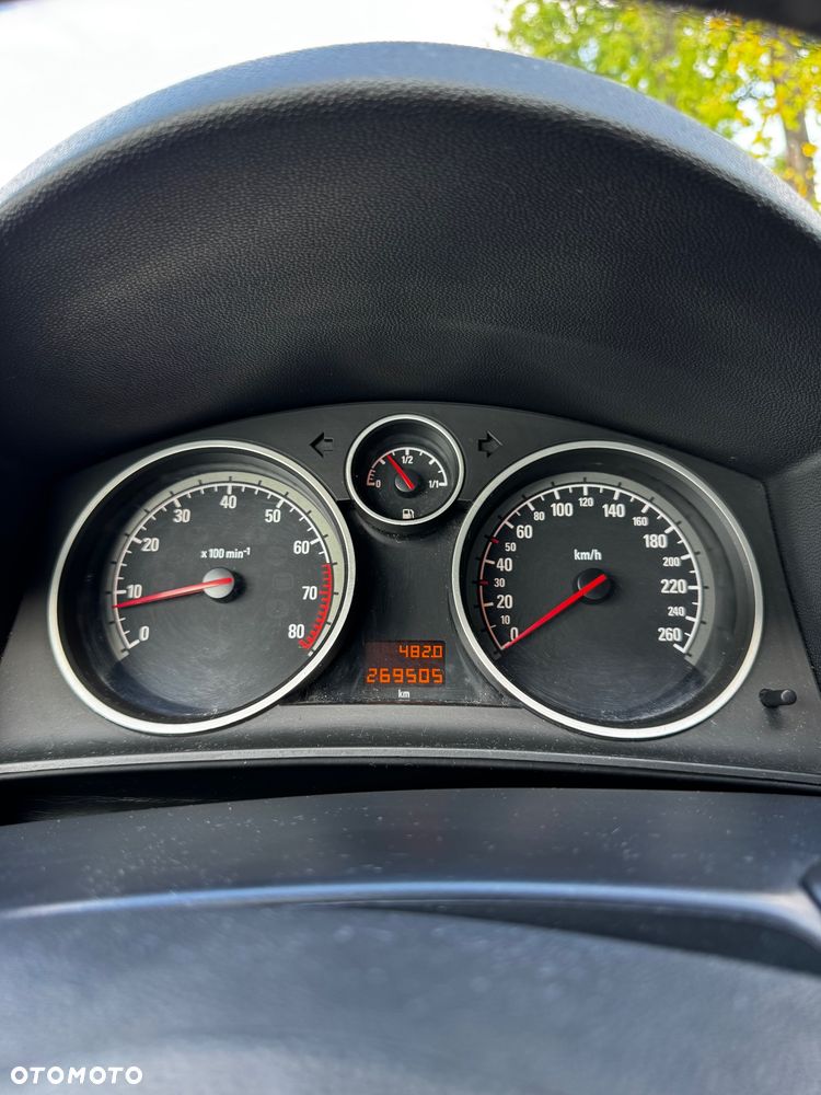Opel Astra 1.4 Essentia - 18