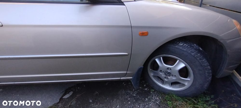 Honda Civic 1.6i LS - 17