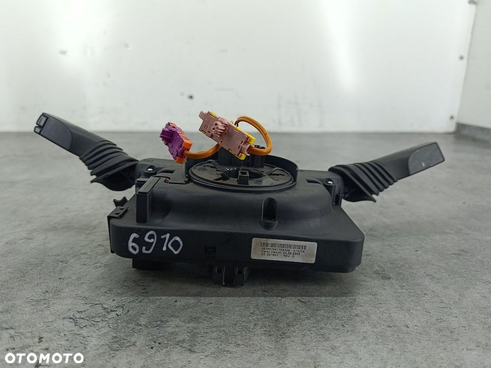 PRZEŁĄCZNIK ZESPOLONY OPEL ZAFIRA B 13236784KP 498990969  204124  1.6 16V - 7