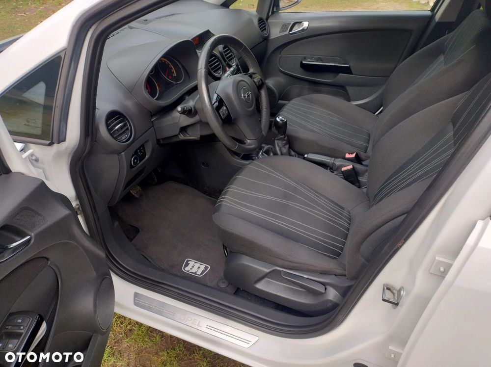 Opel Corsa 1.2 16V Color Edition - 15