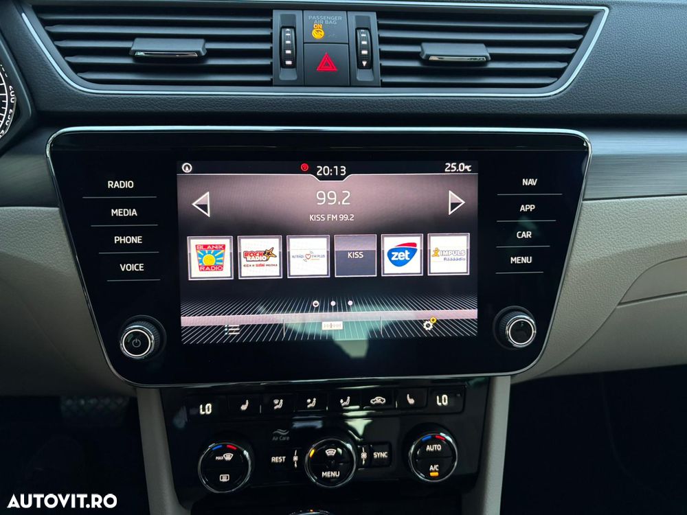 Skoda Superb 2.0 TDI DSG Premium Edition - 19