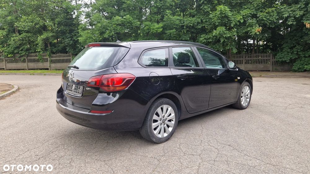 Opel Astra 1.7 CDTI DPF Cosmo - 4