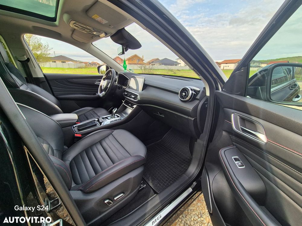 MG EHS ver-1-5t--gdi-phev-luxury - 11
