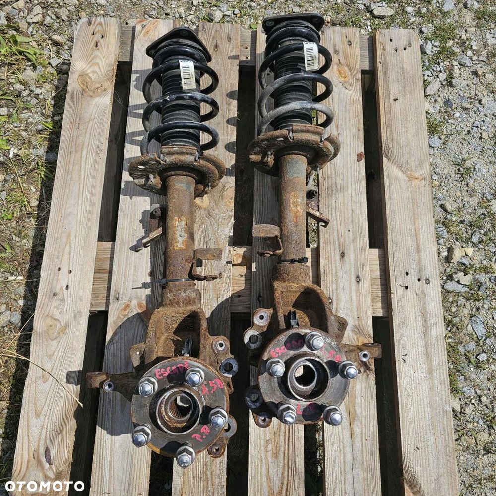 ford kuga escape mk2 lift 1.5 zwrotnica amortyzator piasta przód lewa