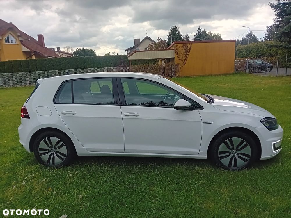 Volkswagen Golf - 13