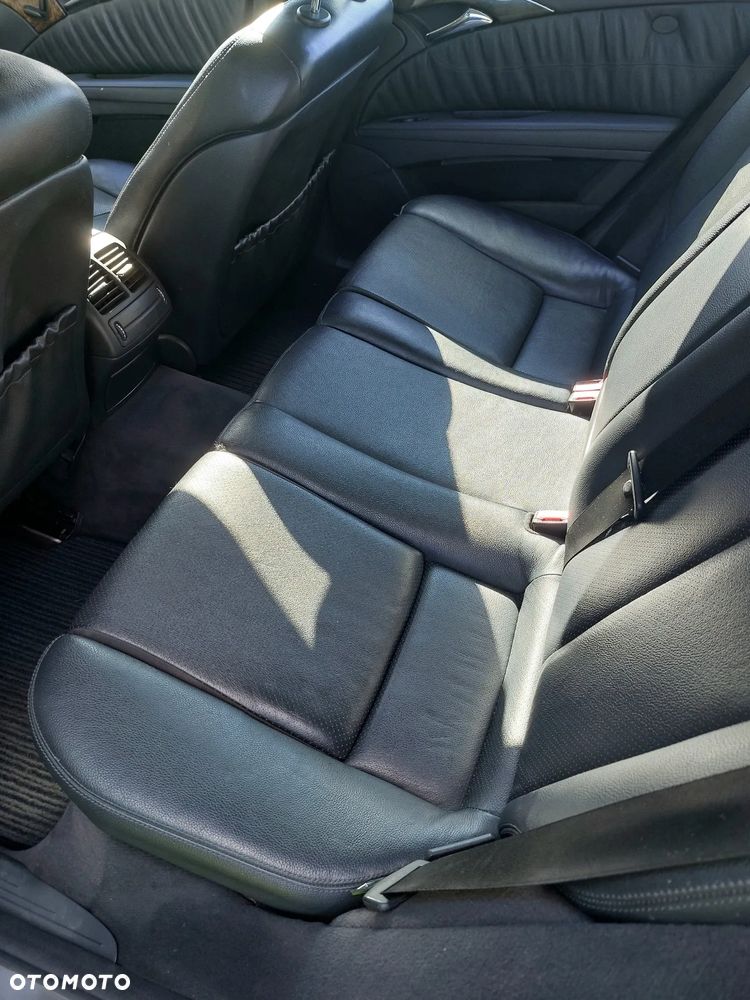 Mercedes-Benz Klasa E 320 CDI T Avantgarde - 10