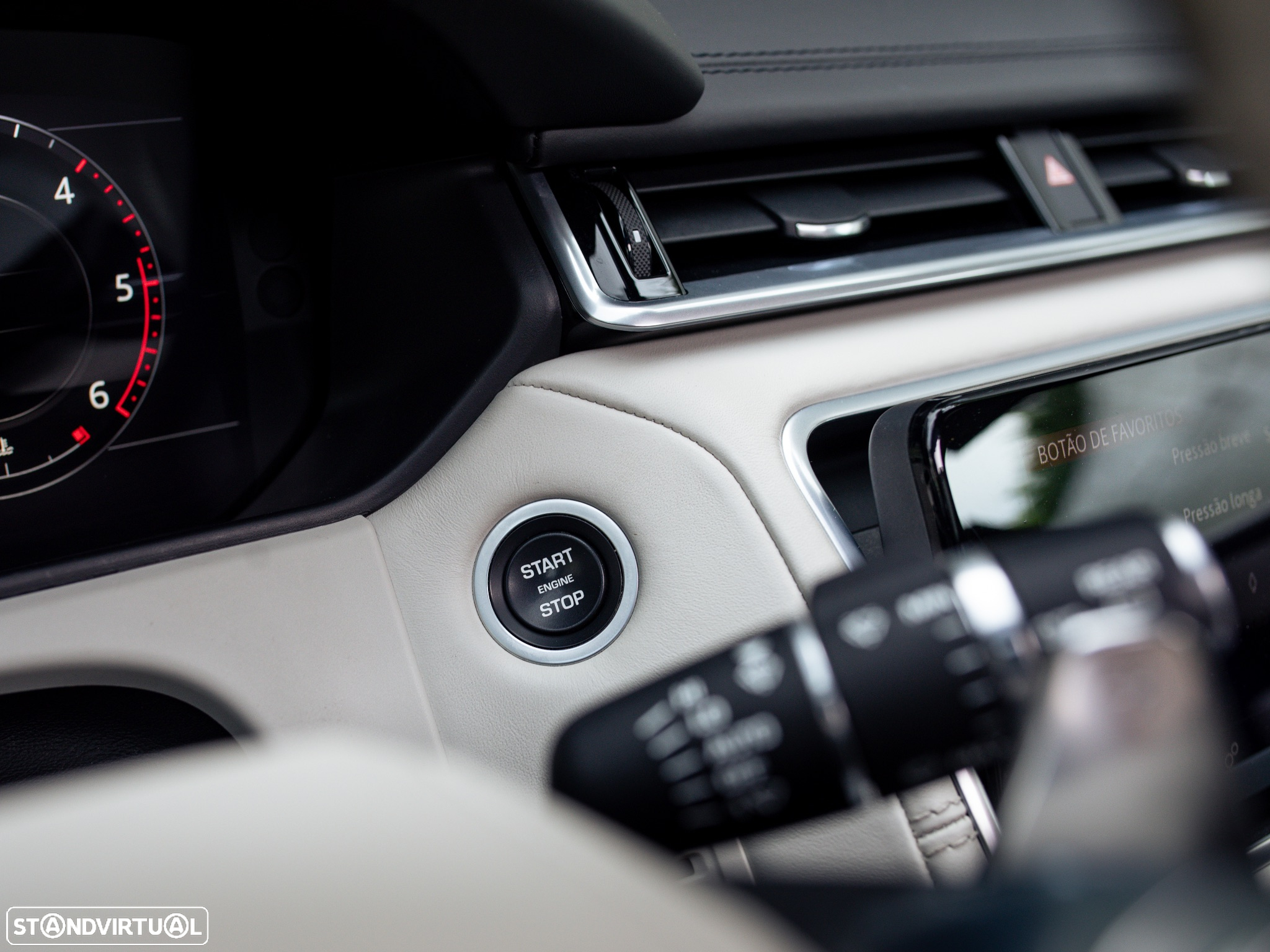 Land Rover Range Rover Velar D300 Dynamic HSE - 37