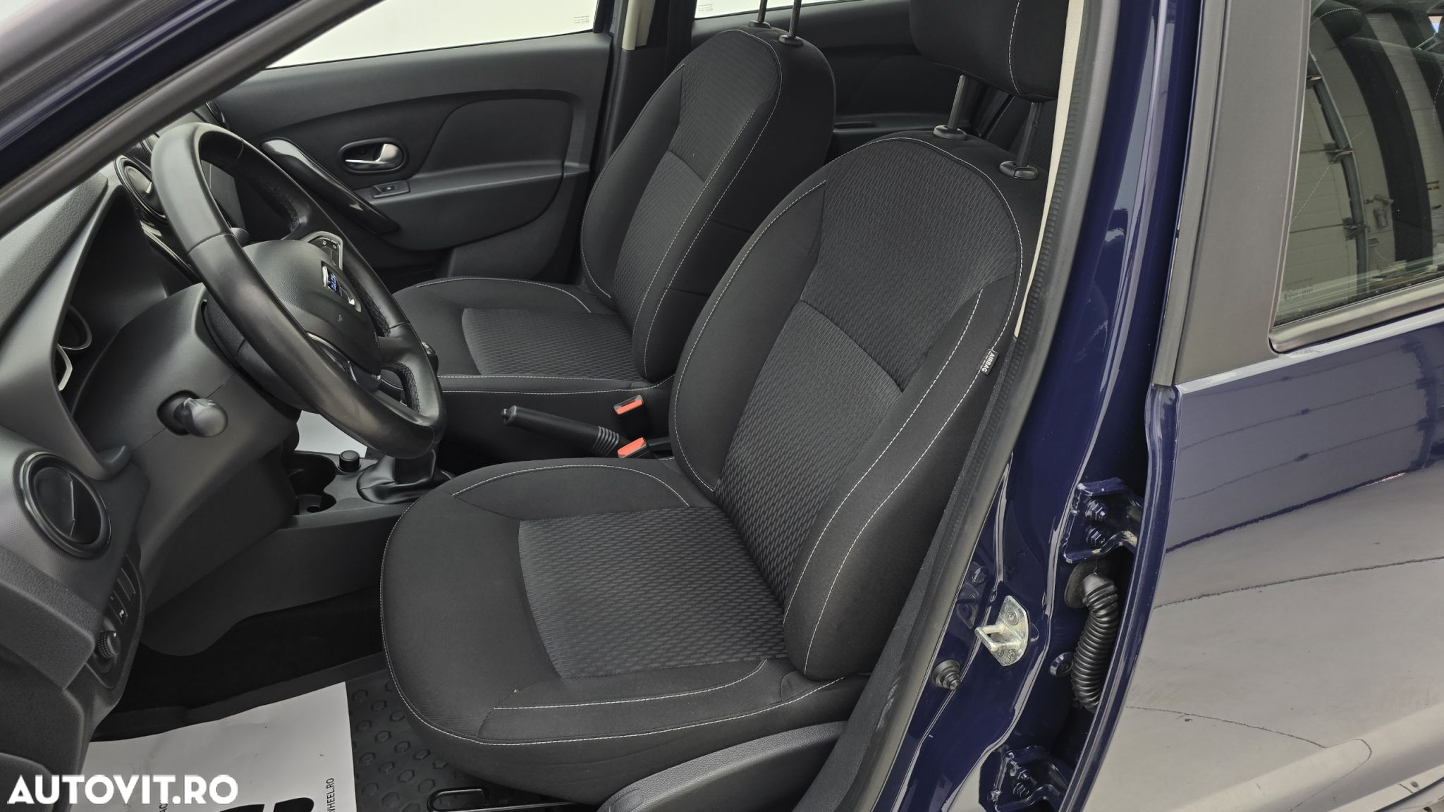 Dacia Logan 1.5 Blue dCi Laureate - 12