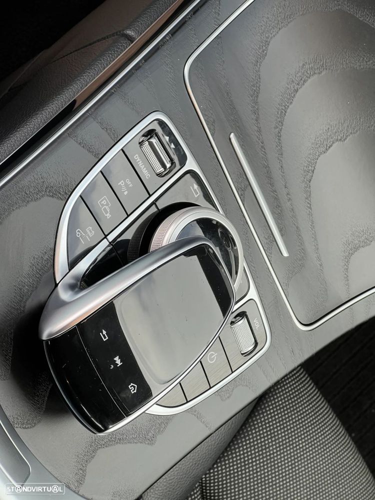 Mercedes-Benz C 300 - 19