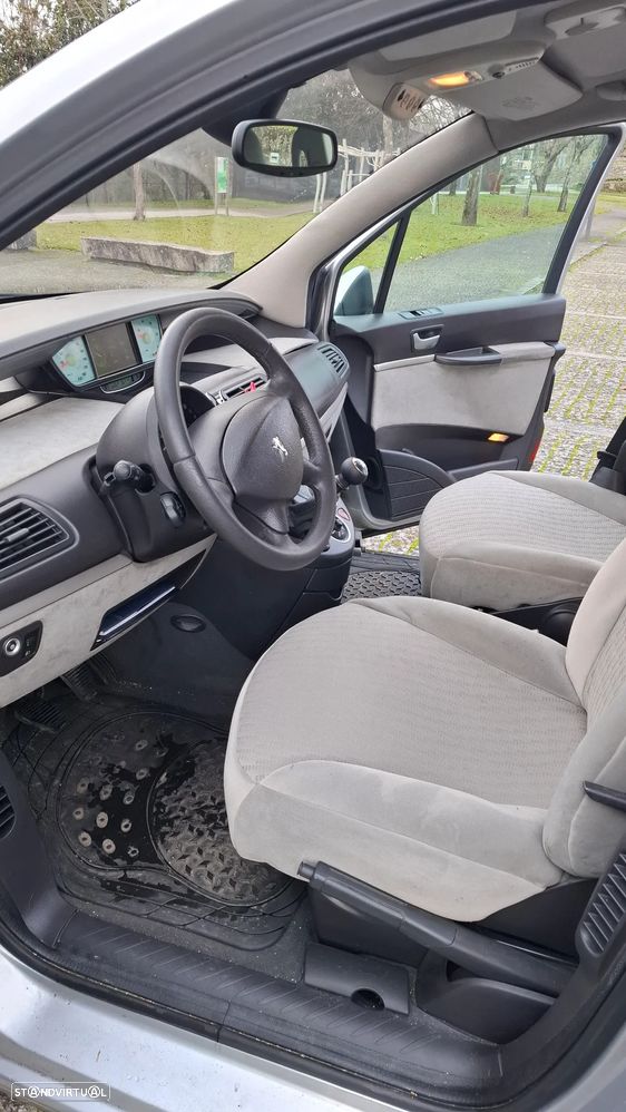 Peugeot 807 2.0 HDi Navteq - 10