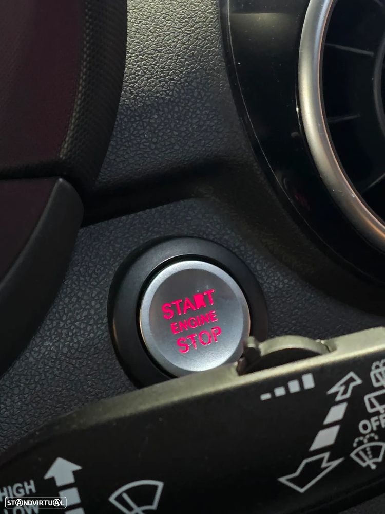 Audi A1 Sportback 1.6 TDI S-line - 23