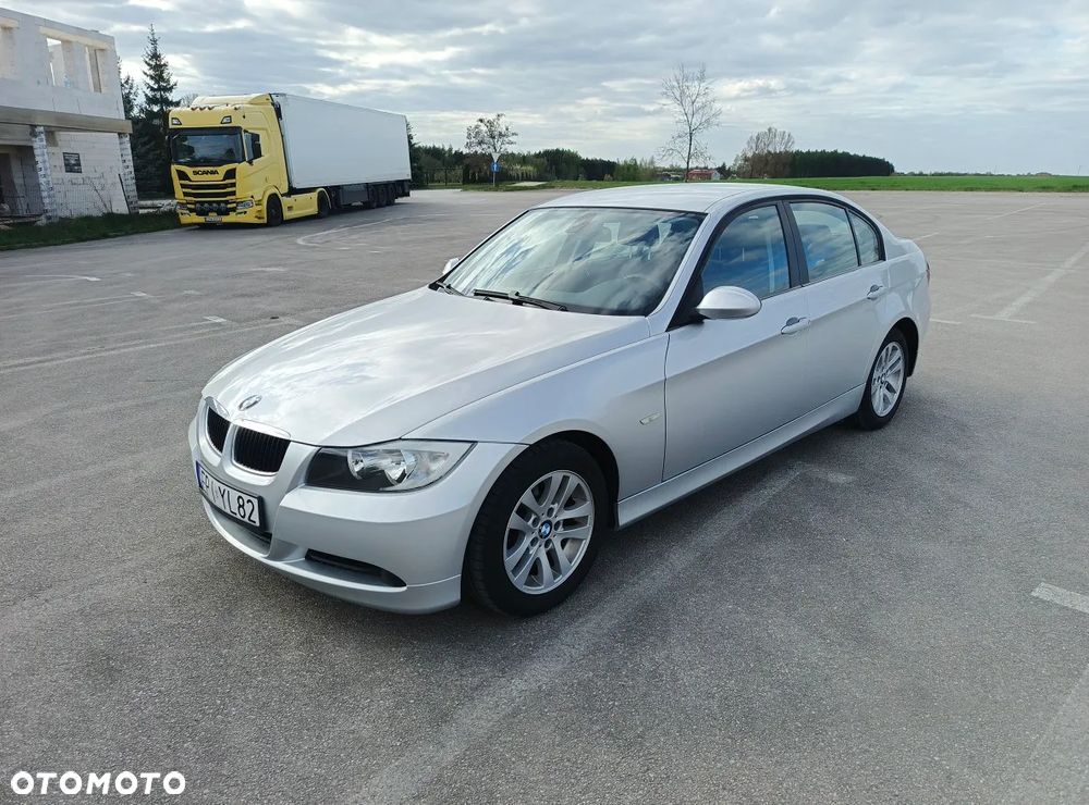 BMW Seria 3 - 1