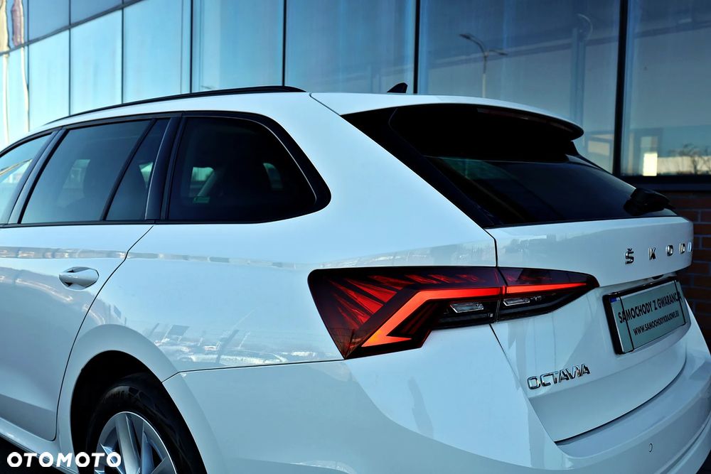 Skoda Octavia 2.0 TDI Ambition DSG - 13