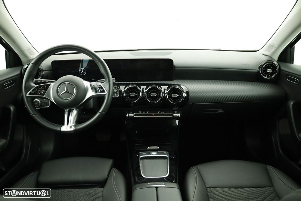 Mercedes-Benz A 200 Standard - 8