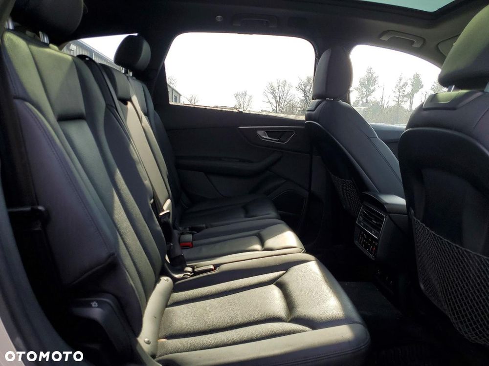Audi Q7 3.0 TFSI Quattro Tiptronic - 11