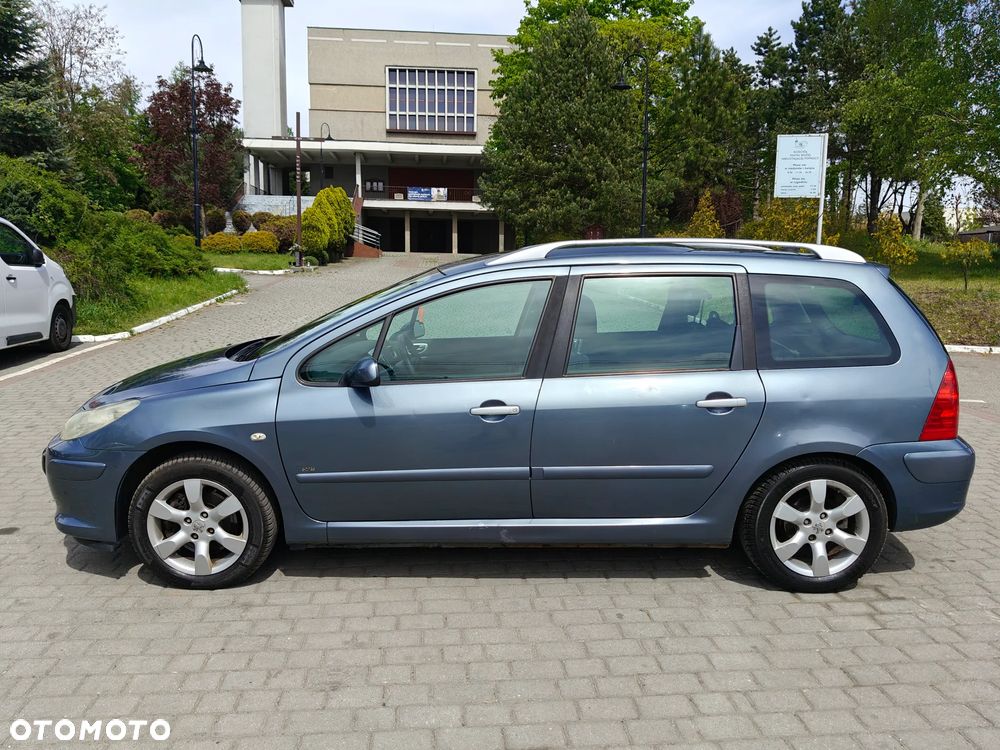 Peugeot 307 HDi 135 Premium - 5