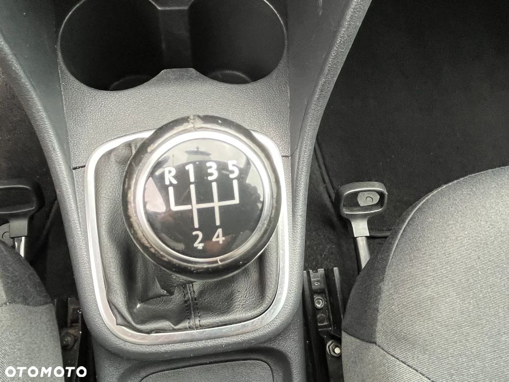 Volkswagen Polo - 25