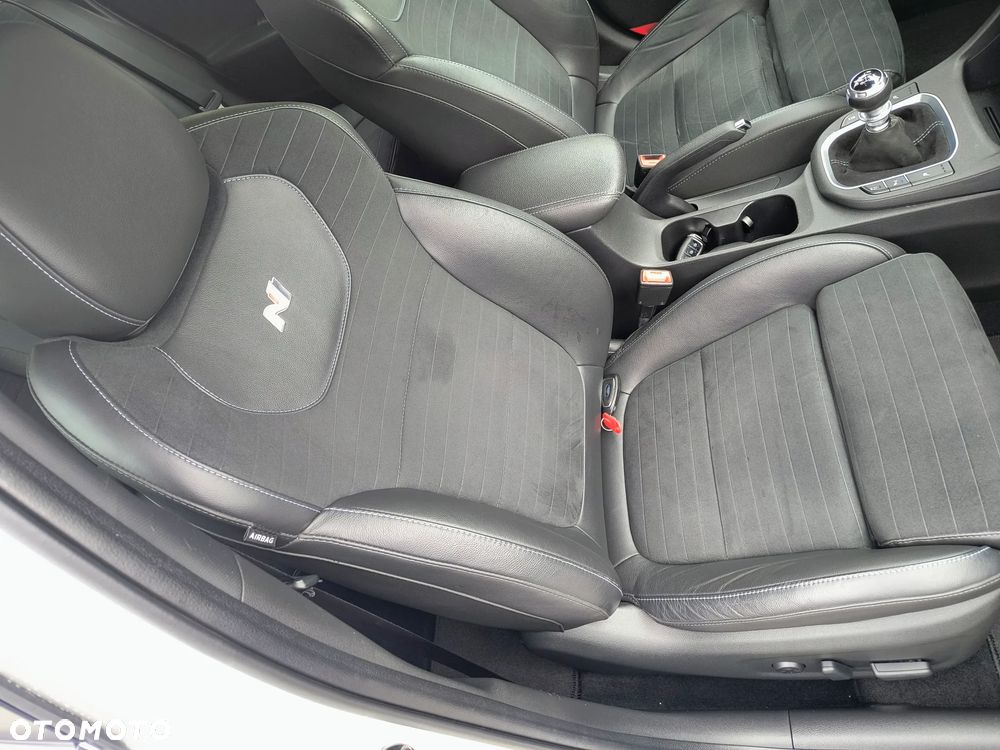 Hyundai i30 N 2.0 T-GDI Performance - 17
