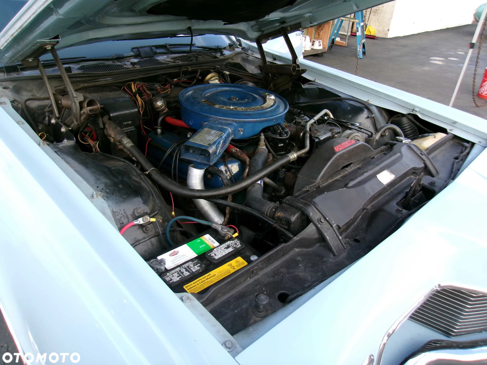 Ford Thunderbird - 17