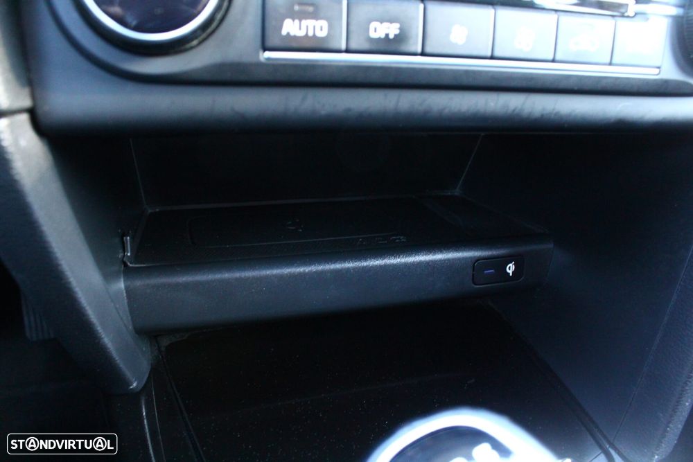 Kia XCeed 1.6 CRDi Tech - 18