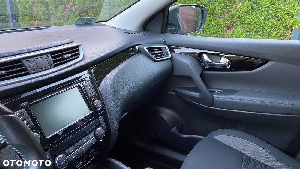 Nissan Qashqai - 14