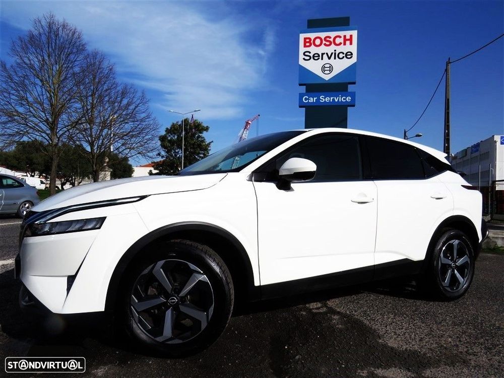 Nissan Qashqai 1.3 DIG-T N-Connecta LED Xtronic - 1