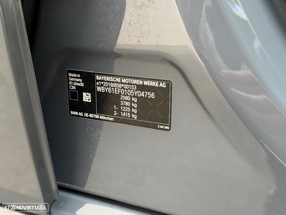 BMW iX1 xDrive30 - 53