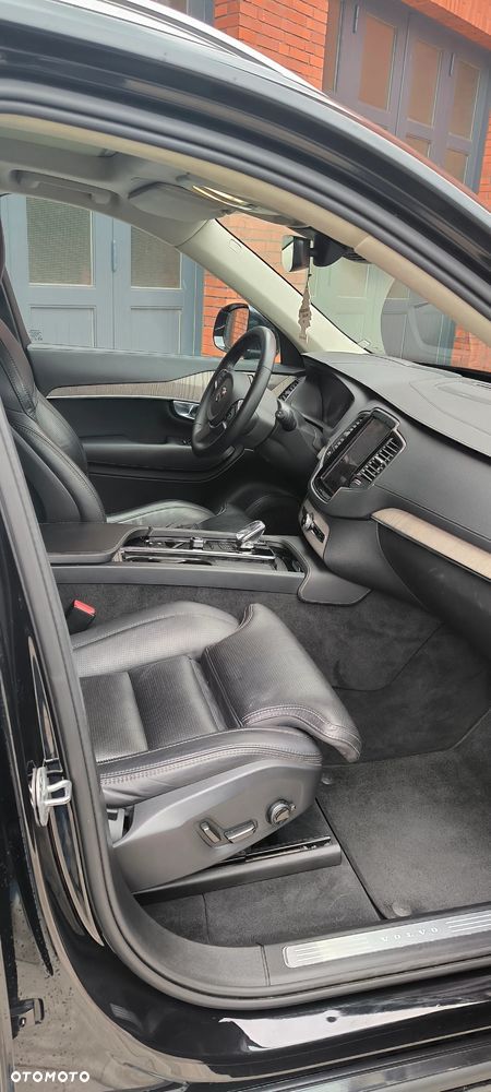 Volvo XC 90 - 15