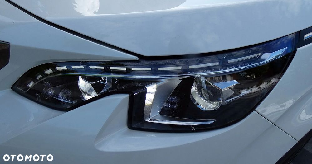 Peugeot 5008 1.6 PureTech GT S&S EAT8 - 17