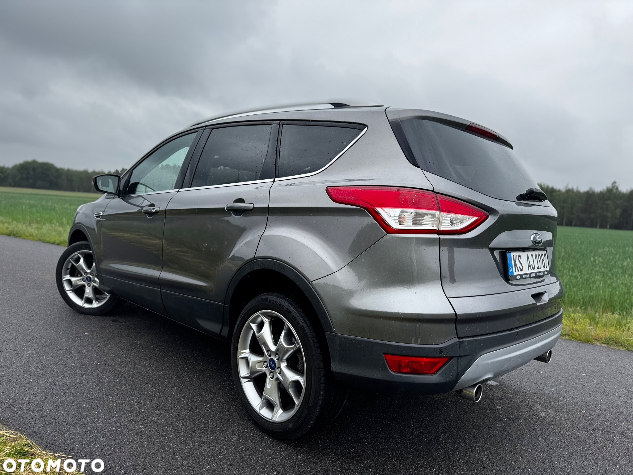 Ford Kuga 2.0 TDCi 4x4 Titanium - 13