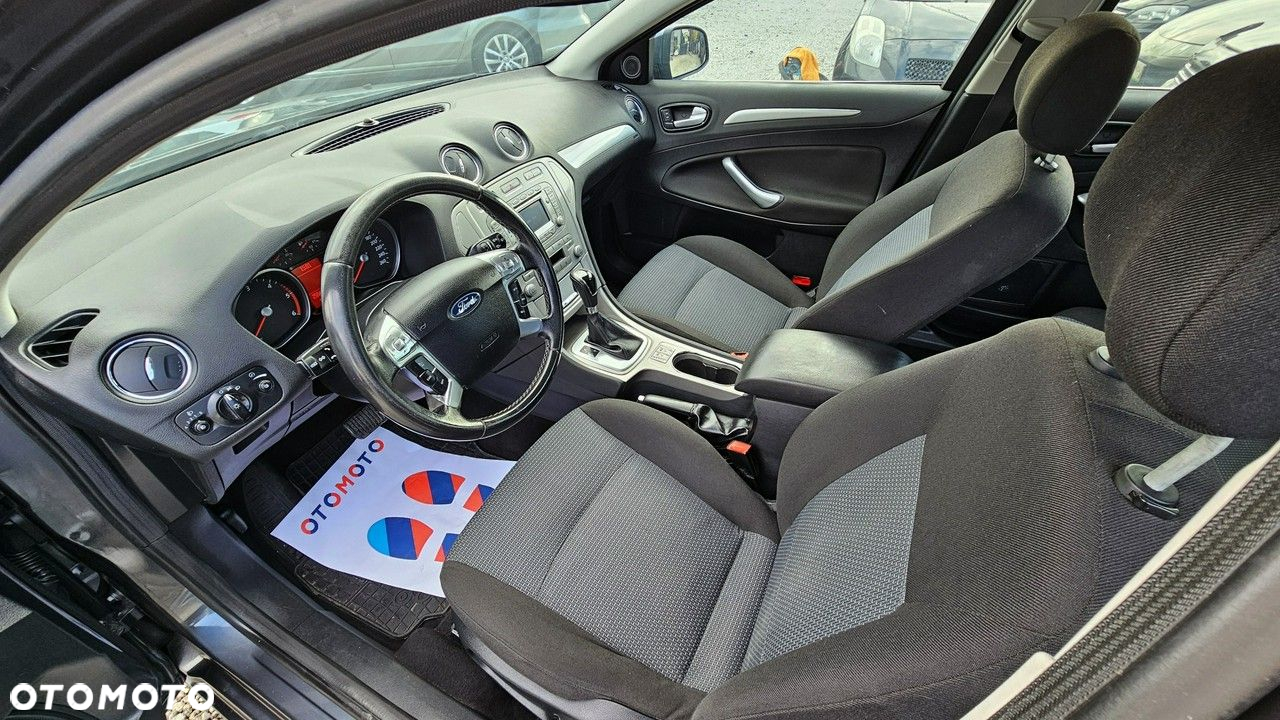 Ford Mondeo - 26