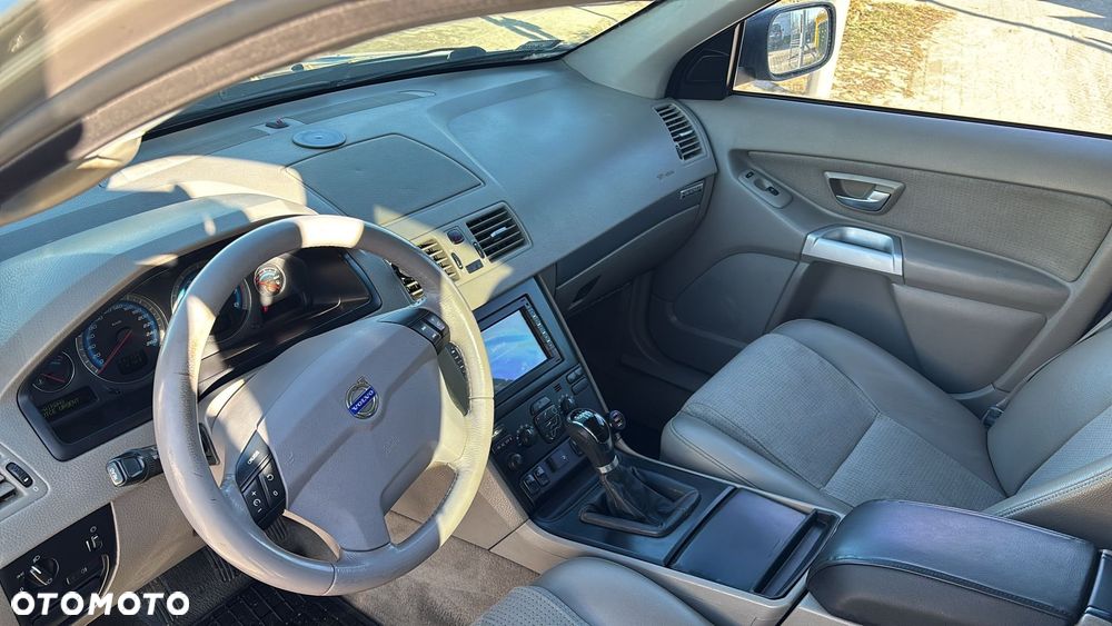 Volvo XC 90 2.5T - 7