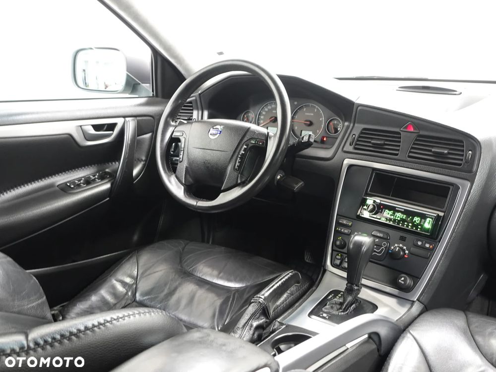 Volvo XC 70 D5 AWD Momentum - 31