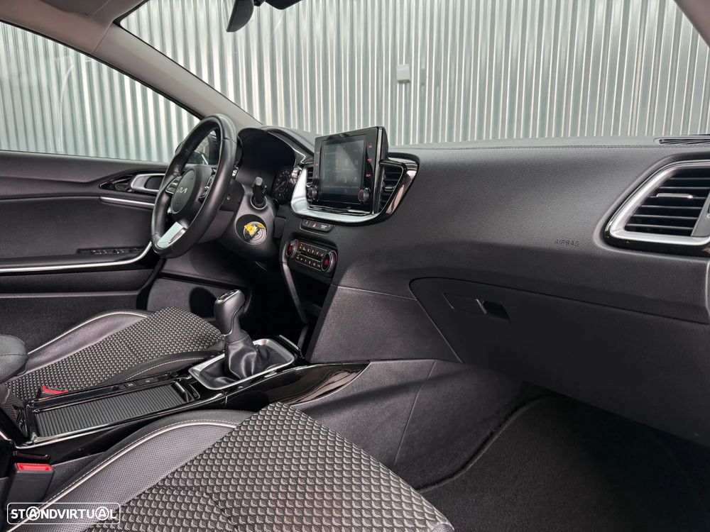 Kia Ceed SW 1.0 T-GDI Sport - 21