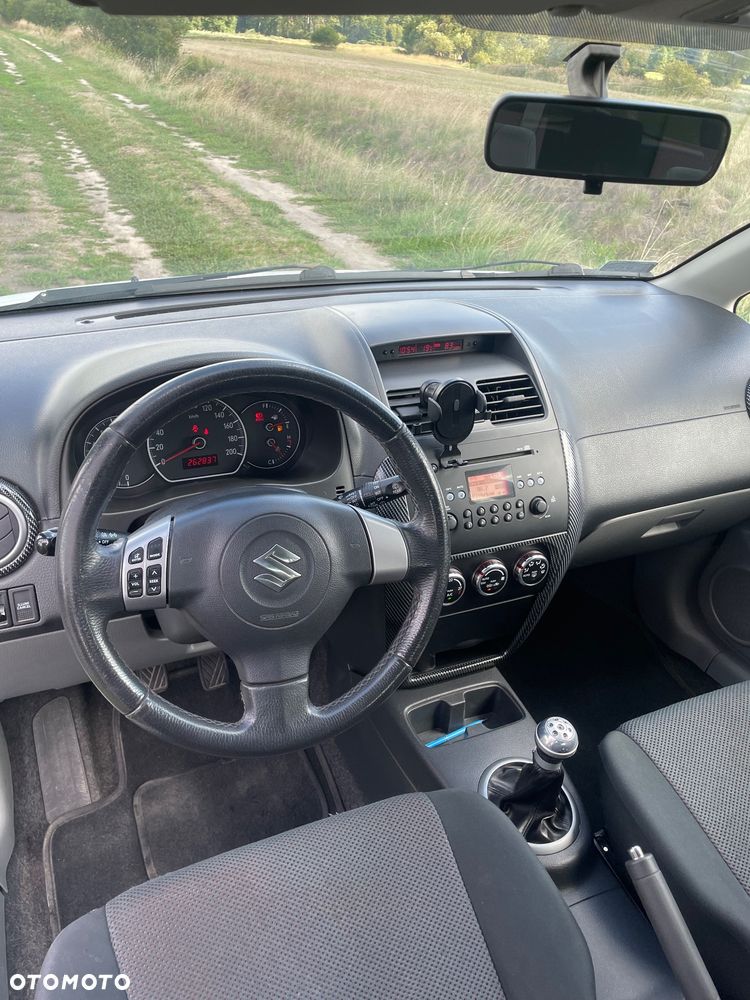 Suzuki SX4 - 7