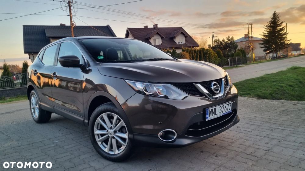 Nissan Qashqai 1.2 DIG-T N-Vision - 24