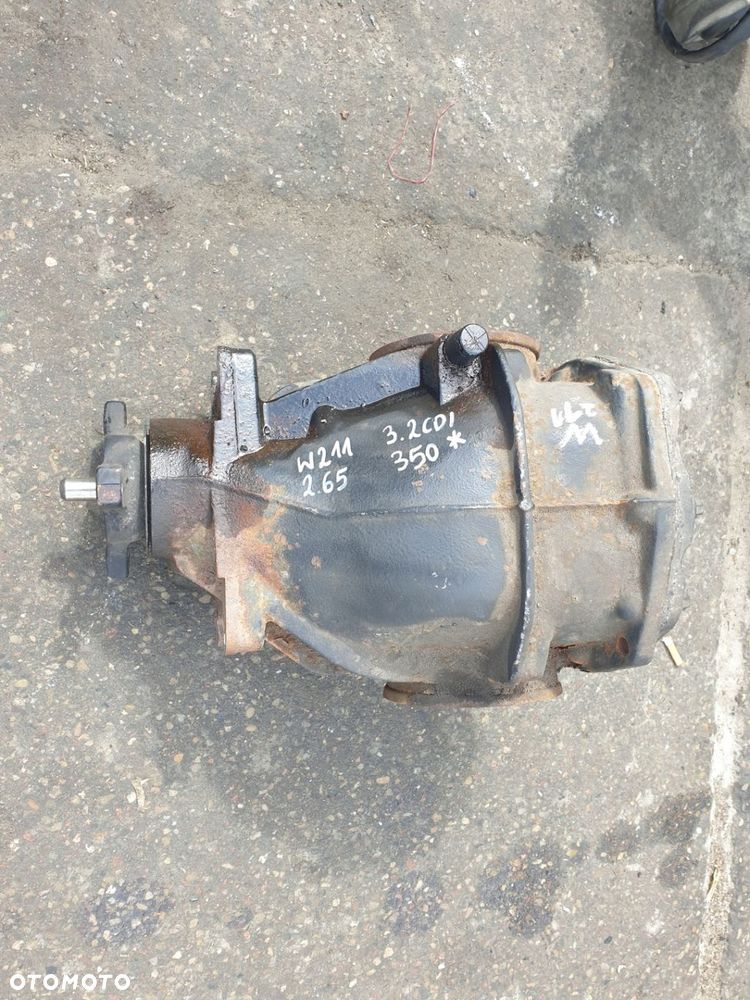 MOST DYFER DYFERENCJAŁ TYLNY TYŁ MERCEDES-BENZ W211 3.2 CDI - 3