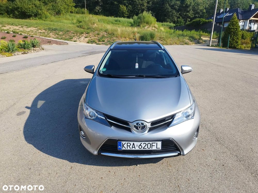Toyota Auris 1.6 Valvematic Executive - 12