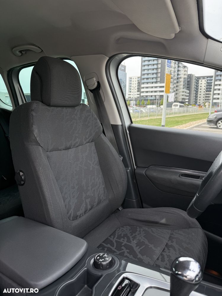 Peugeot 3008 - 5