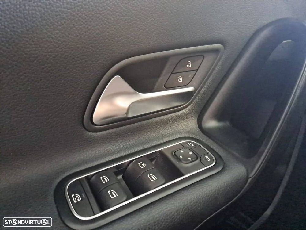 Mercedes-Benz A 180 - 24