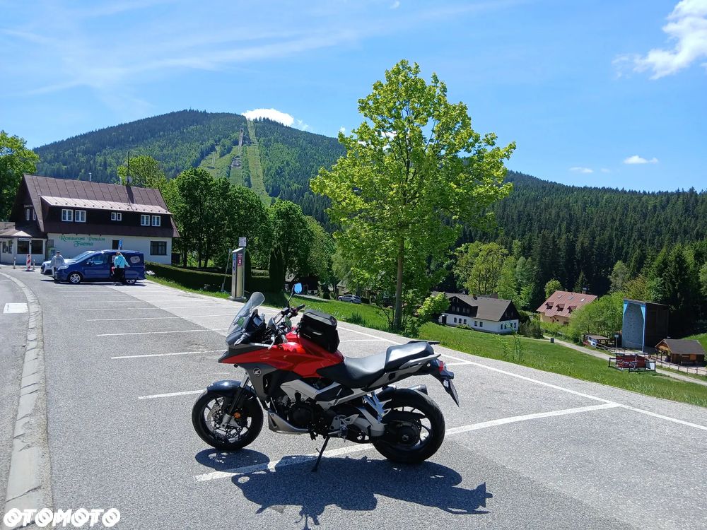 Honda VFR - 2