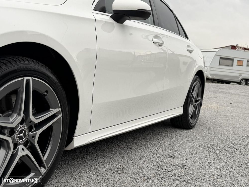 Mercedes-Benz A 250 Limousine e AMG Line - 18