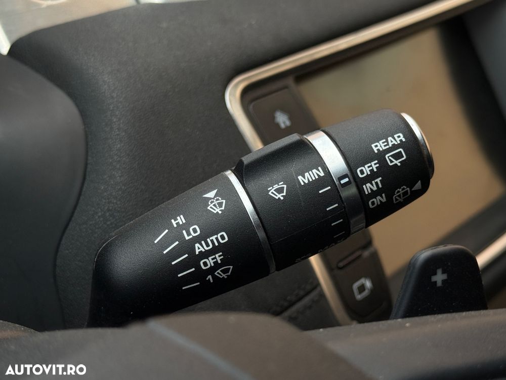 Land Rover Range Rover Evoque - 26