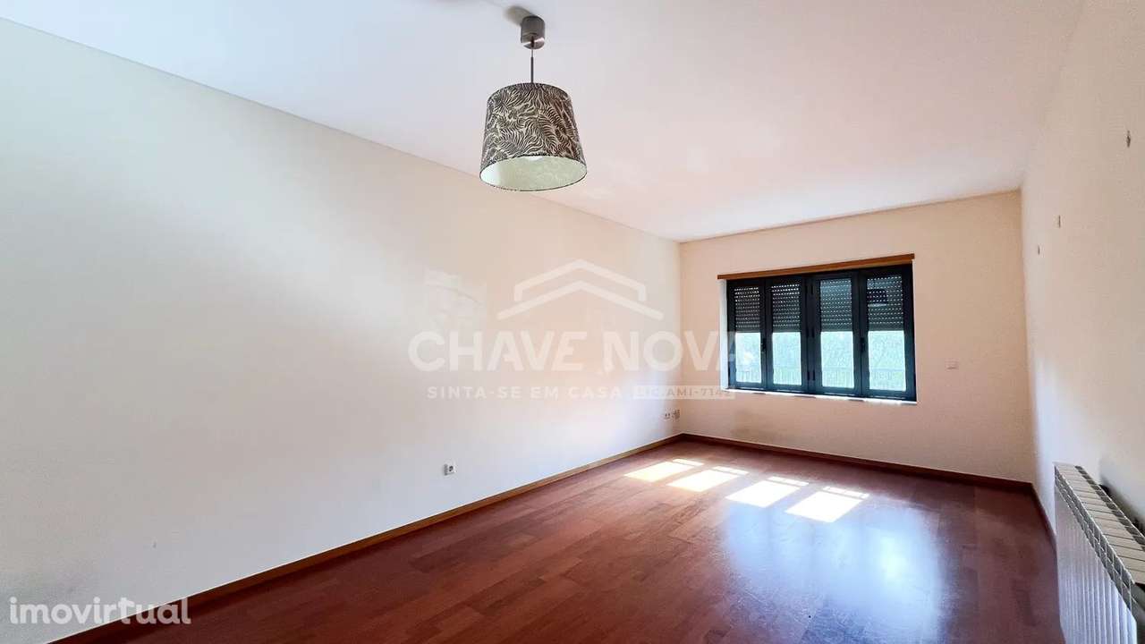 T1 c/ Lugar de Garagem em Oliveira do Douro - Grande imagem: 5/12