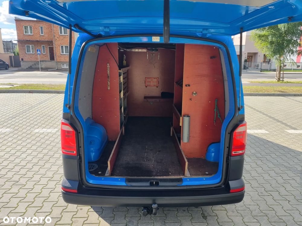 Volkswagen Transporter - 8